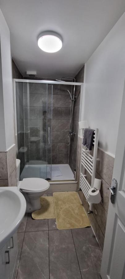 Vh Premier Flat 3 Gillingham (Kent) Exterior foto